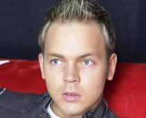 Reinikam prezentācijā trīc rokas