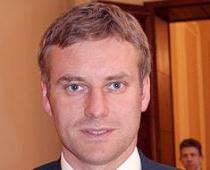 Gulbis šķirās no trešās sievas