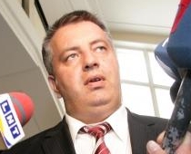 Veldre sēžot ministra krēslā stipri apvēlies un dabūjis jaunas iesaukas (foto)