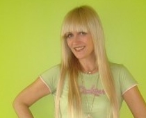 Vai Lolitai NEIMANEI jaunais draugs dēlu vecumā? (FOTO)