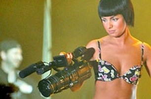 Tatuška nopeldējusies kaila (FOTO)