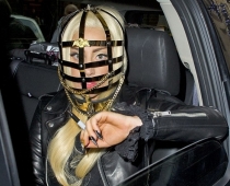 Lady Gaga nepieciešams uzpurnis? FOTO