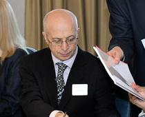 Miljonāram KRASOVICKIM otrais mazbērns